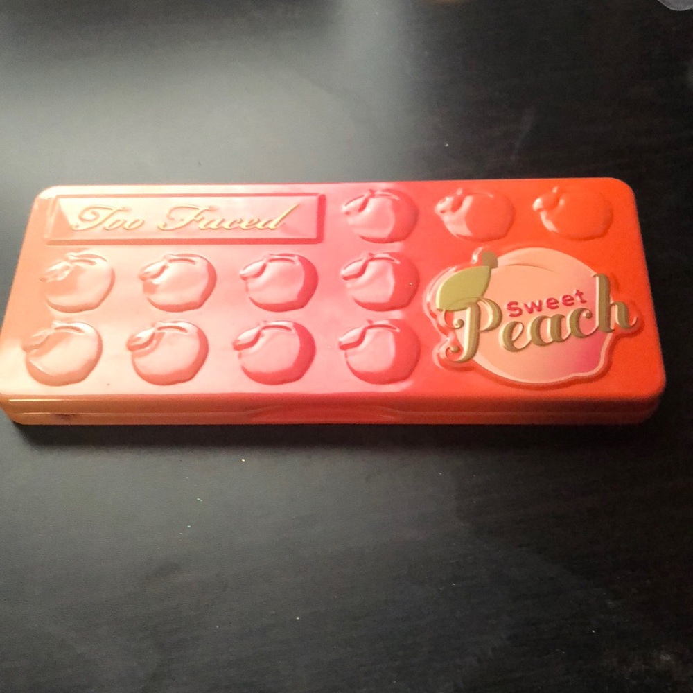 Too Faced Sweet Peach Palette